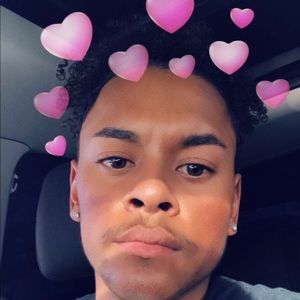 Meet your Posher, Deion